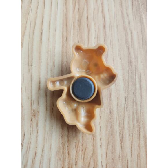 Lot 4 Bear Fridge Magnets Resin & Plastic Vintage Style Collectible Decor Set - Picture 11 of 11